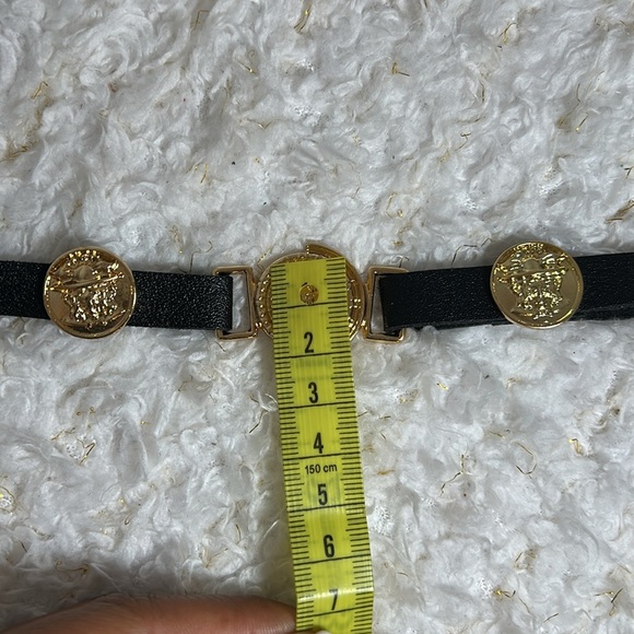 House of Harlow 1960 Black and Gold Medallion Belt - Picture 6 of 6